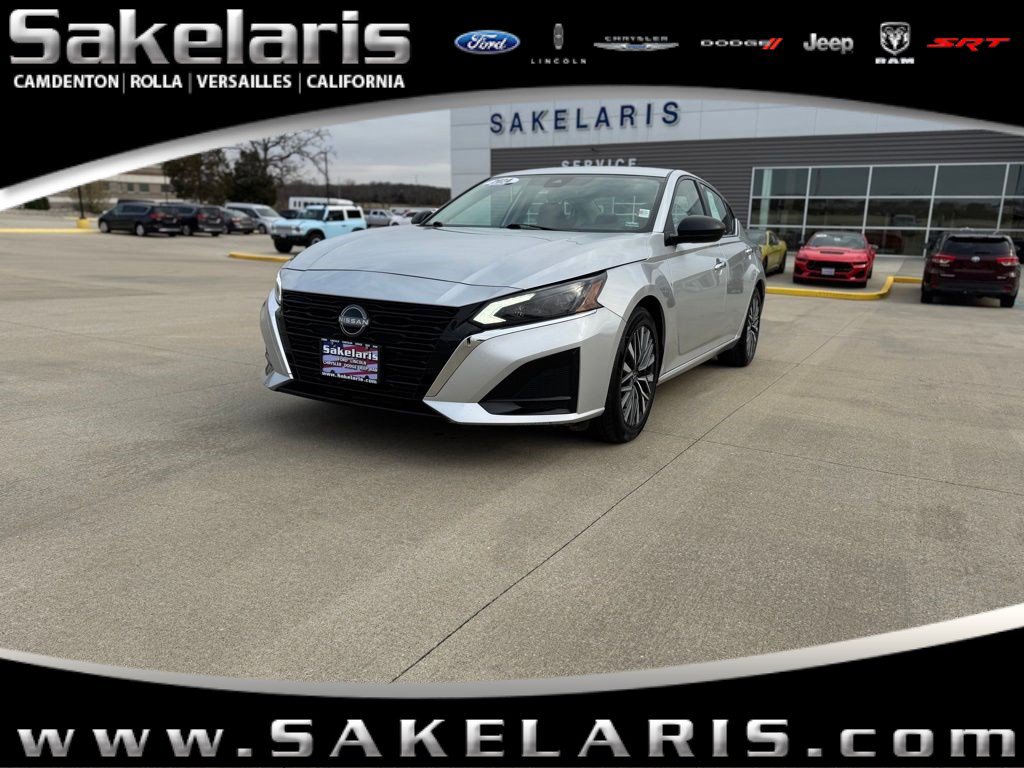 Used 2024 Nissan Altima 2.5 SV