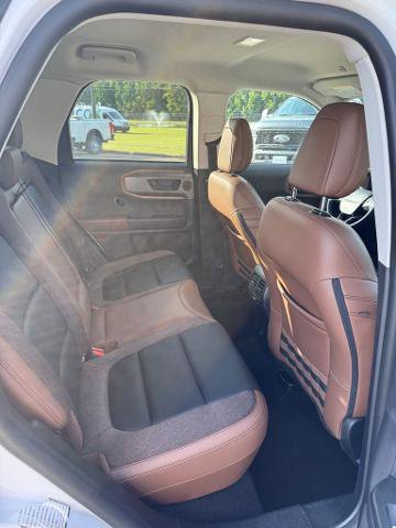 Certified 2025 Ford Bronco Sport Outer Banks w/ Outer Banks Tech Package+ AWD/4WD image 12