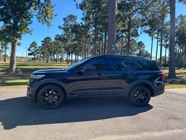 Certified 2023 Ford Explorer ST w/ Equipment Group 401A AWD/4WD image 6