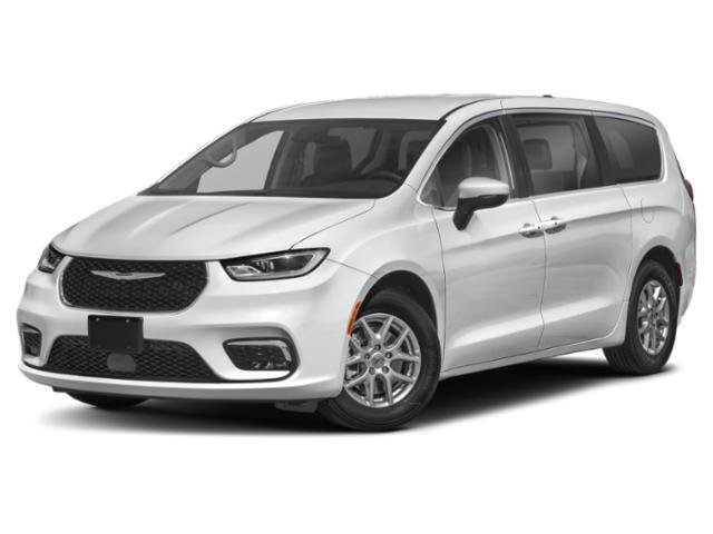 Used 2024 Chrysler Pacifica Touring-L FWD image 2