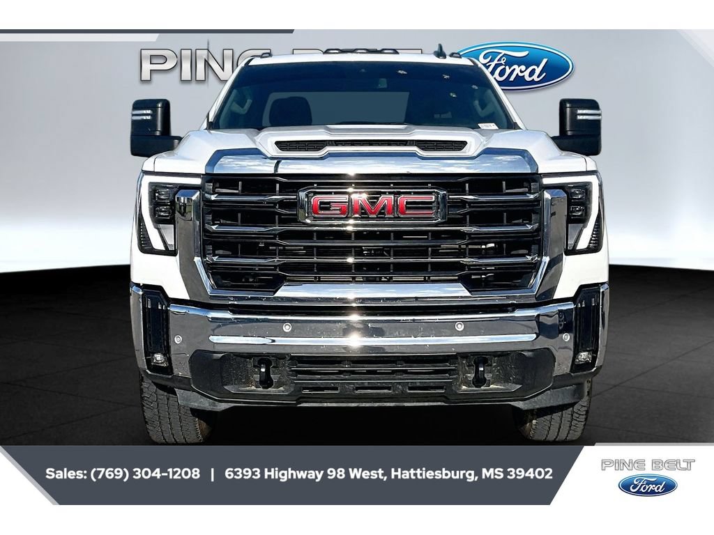 Used 2025 GMC Sierra 2500 SLE w/ SLE Value Package; AWD/4WD image 3