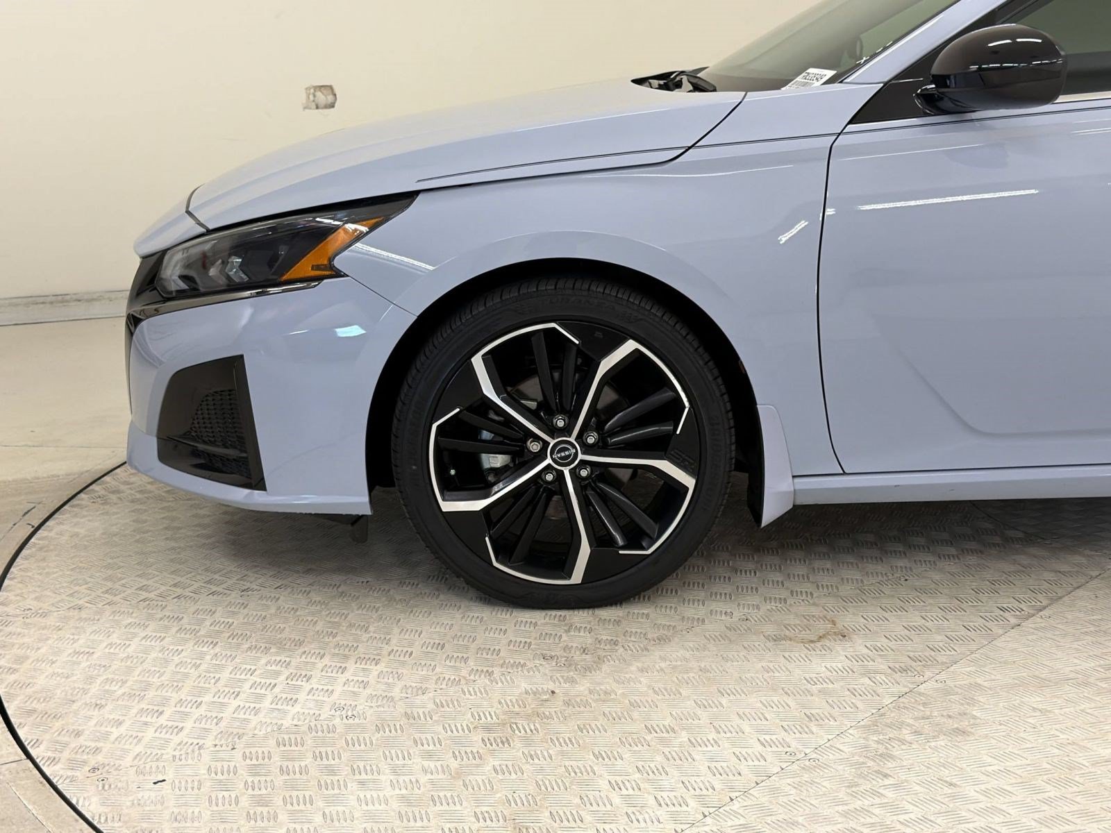Used 2024 Nissan Altima 2.5 SR w/ SR Premium Package FWD image 26