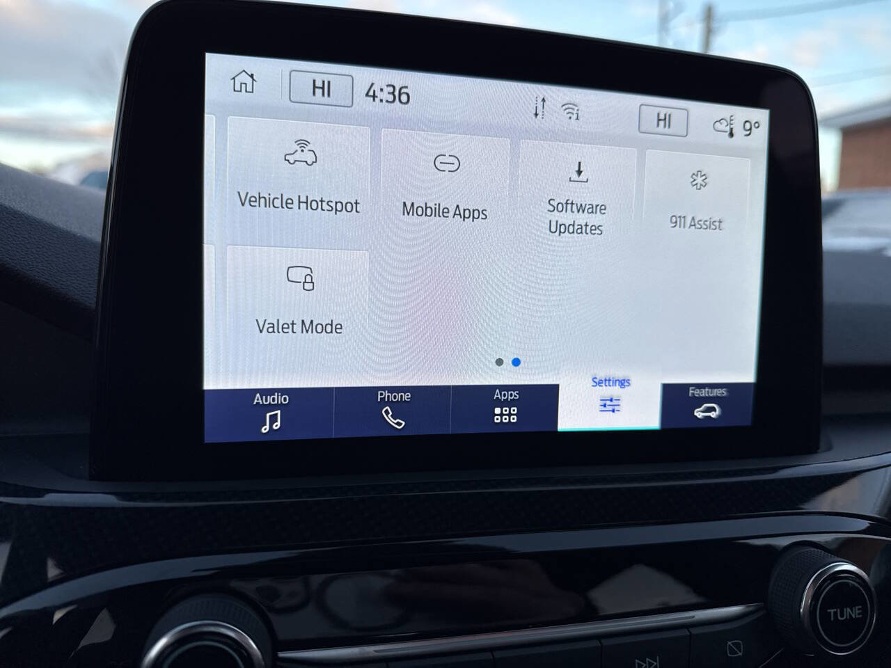Certified 2025 Ford Escape ST-Line Select AWD/4WD image 41