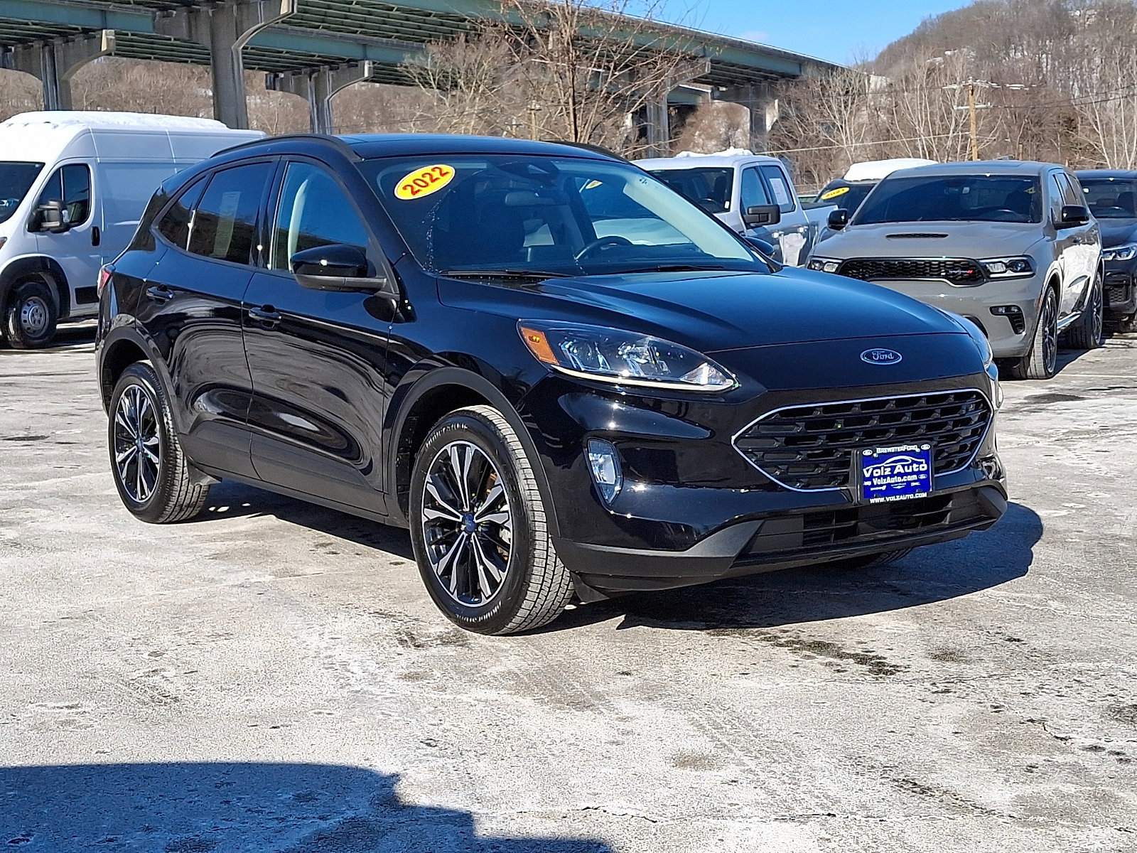 Certified 2022 Ford Escape SEL w/ SEL Stealth AWD Package image 10