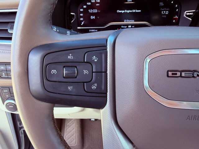 Used 2024 GMC Yukon Denali AWD/4WD image 18