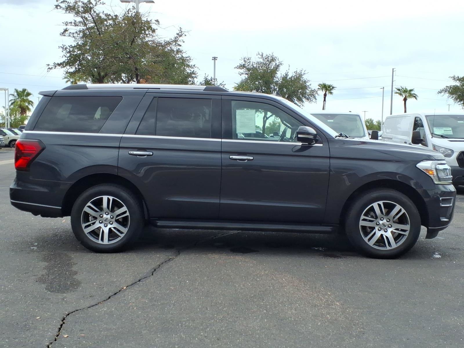 Certified 2024 Ford Expedition Limited RWD image 6