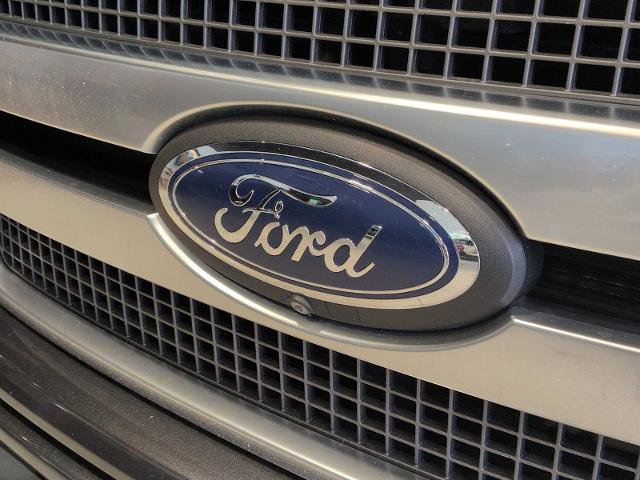Certified 2018 Ford F150 Platinum w/ Technology Package AWD/4WD image 11