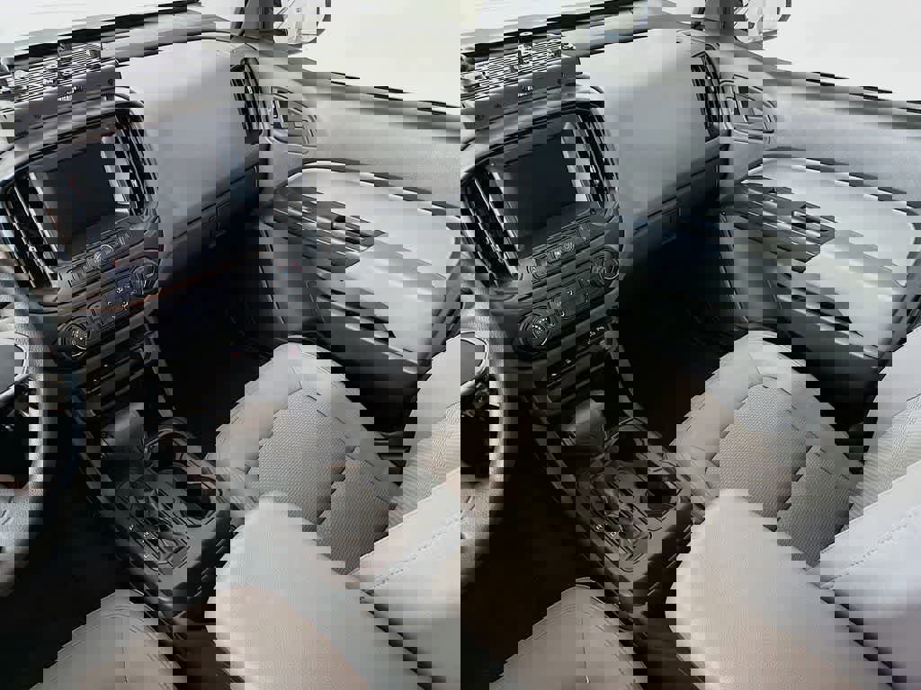 Used 2020 Chevrolet Colorado W/T w/ WT Convenience Package image 14