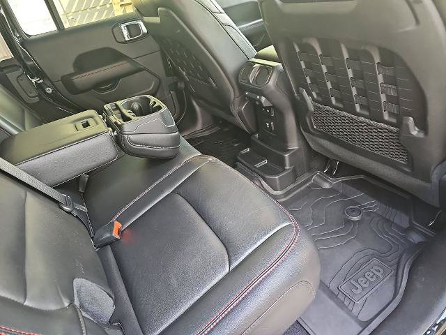 Used 2020 Jeep Wrangler Unlimited Rubicon AWD/4WD image 11