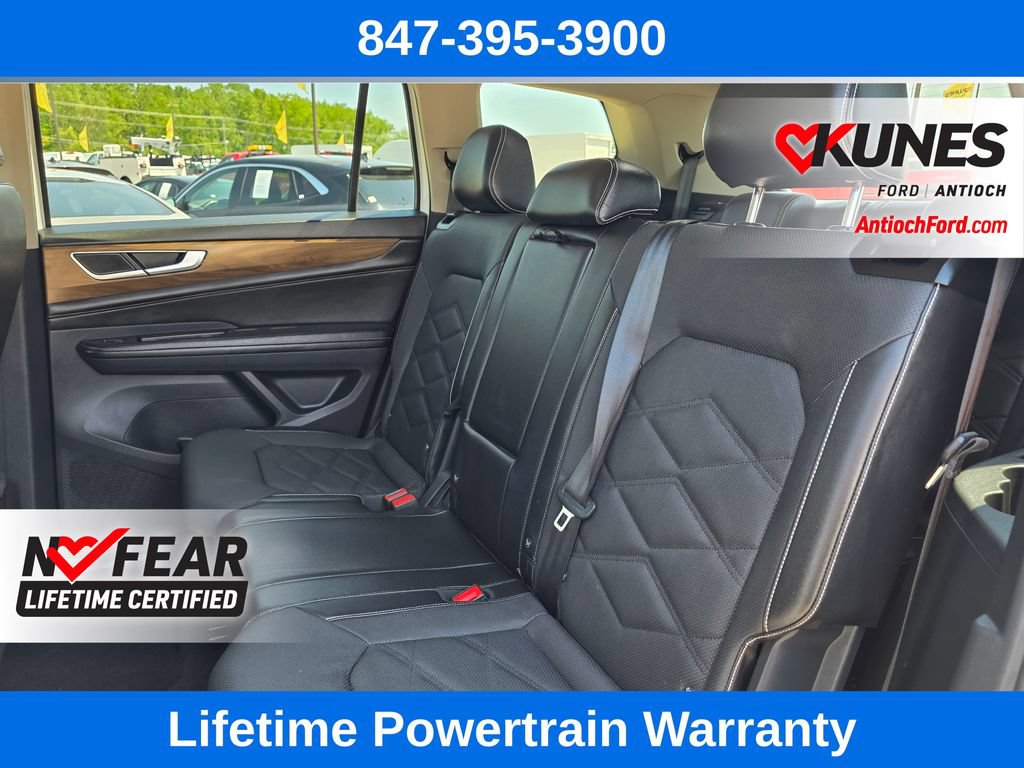 Used 2024 Volkswagen Atlas SE AWD/4WD image 21