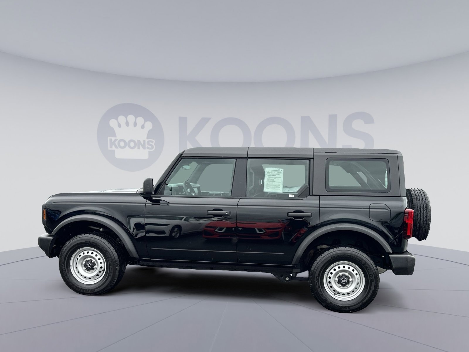 Certified 2025 Ford Bronco 4-Door AWD/4WD image 7