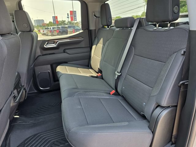 Used 2026 Chevrolet Silverado 1500 LT Trail Boss w/ LPO, Dark Essentials Package AWD/4WD image 13