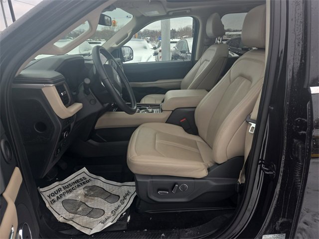 Certified 2023 Ford Expedition Limited image 37