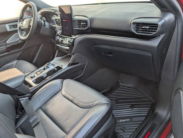 Certified 2024 Ford Explorer ST w/ Equipment Group 401A image 13