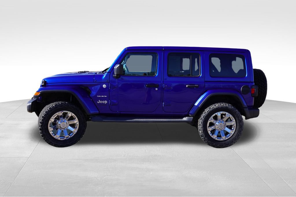 Used 2019 Jeep Wrangler Unlimited Sahara w/ Uconnect 4C Nav & Sound Group AWD/4WD image 9