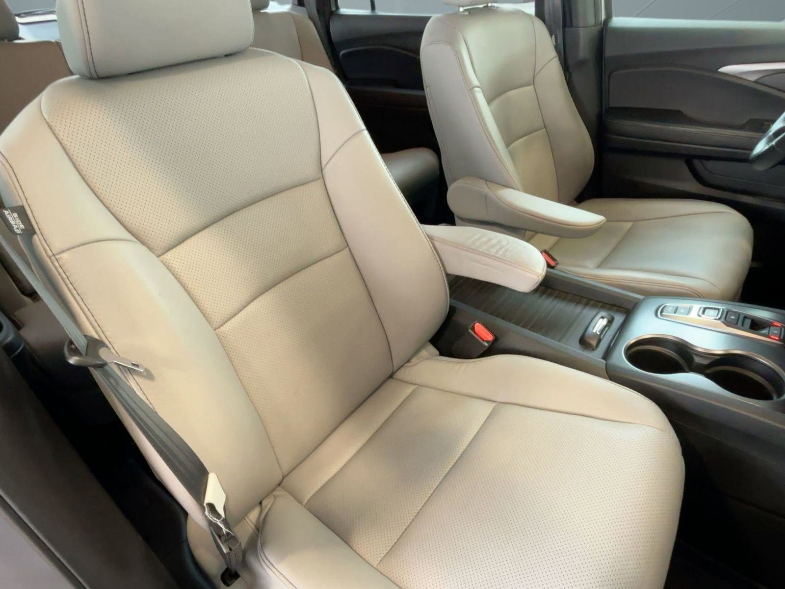 Used 2022 Honda Passport EX-L image 32