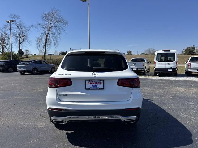 Used 2022 Mercedes-Benz GLC 300 BASE image 2