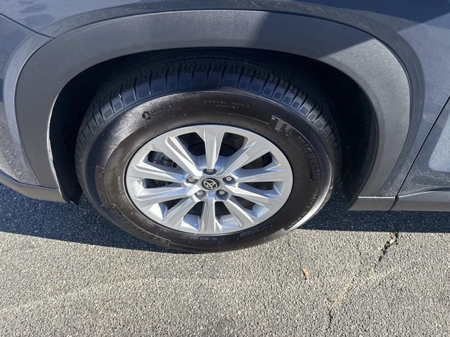 Used 2024 Toyota Grand Highlander XLE image 13