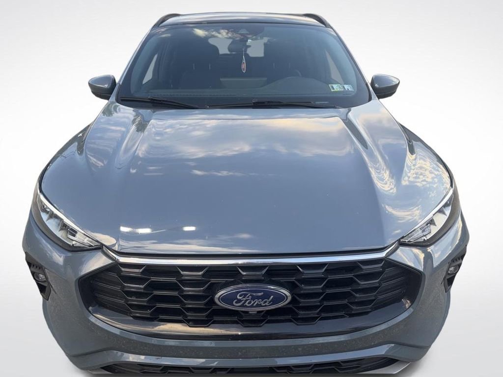 Certified 2023 Ford Escape ST-Line Select w/ Tech Pack #2 AWD/4WD video 2