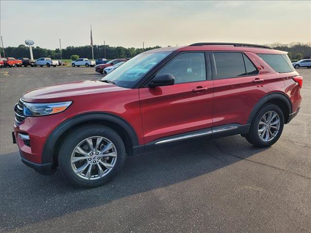 Certified 2023 Ford Explorer XLT w/ Equipment Group 202A