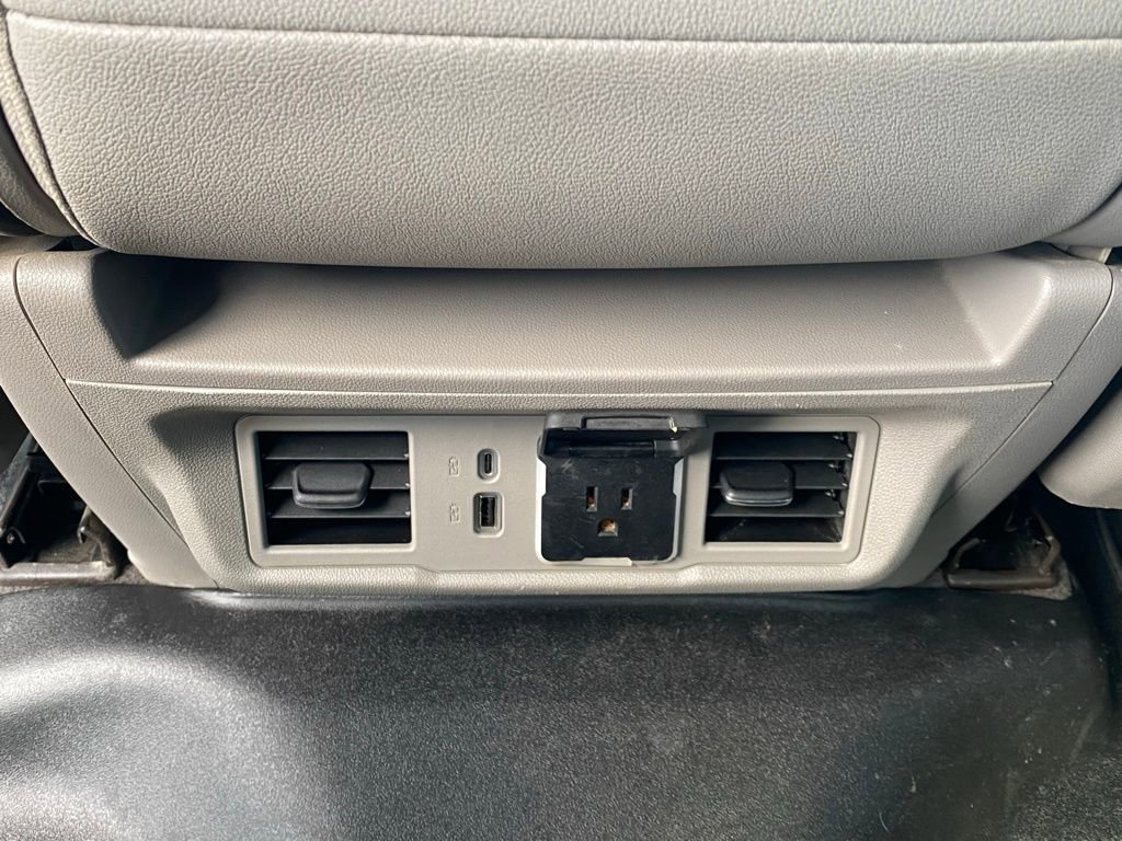 Used 2024 Chevrolet Silverado 1500 LT w/ Z71 Off-Road Package image 25