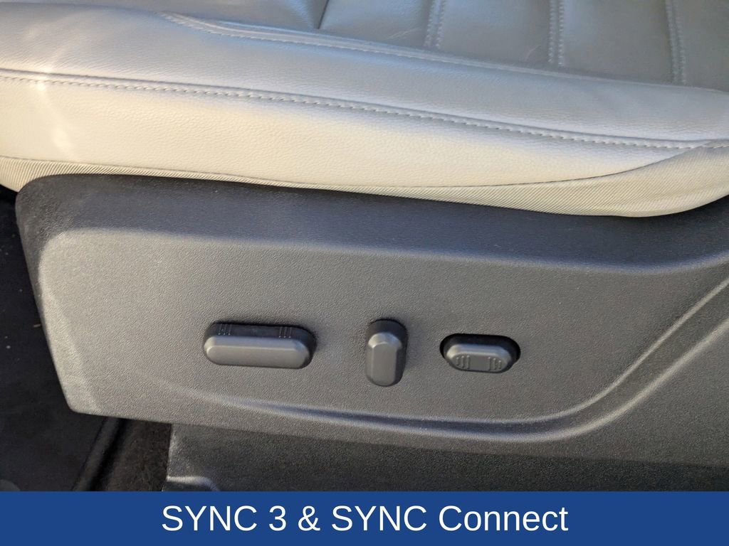 Certified 2017 Ford Escape Titanium w/ Equipment Group 301A image 15