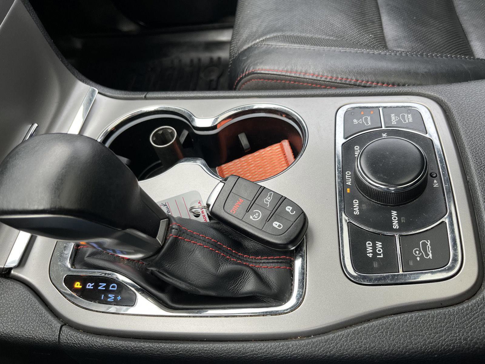 Used 2018 Jeep Grand Cherokee Trailhawk w/ Trailhawk Luxury Group image 25