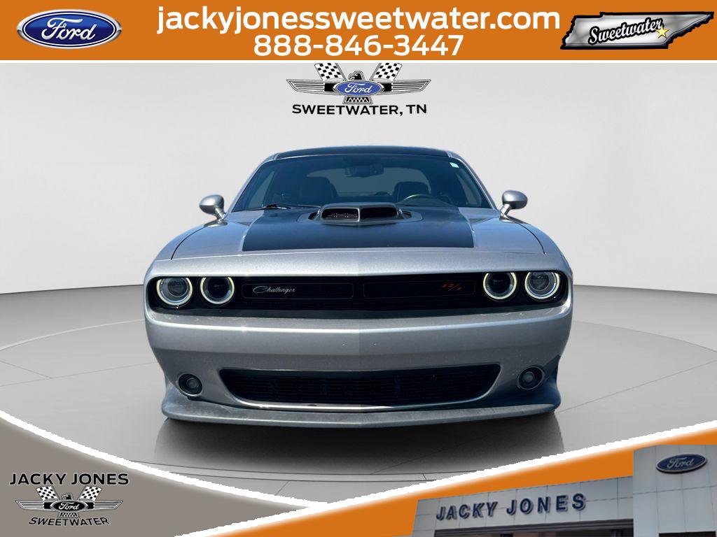 Used 2017 Dodge Challenger R/T Scat Pack RWD image 8