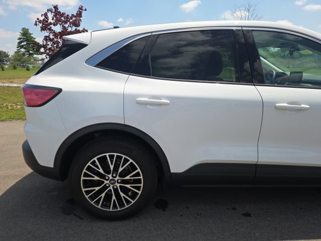 Certified 2020 Ford Escape SE FWD image 7