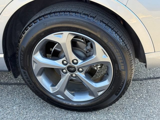 Certified 2024 Ford Escape ST-Line w/ Tech Pack #1 AWD/4WD image 6