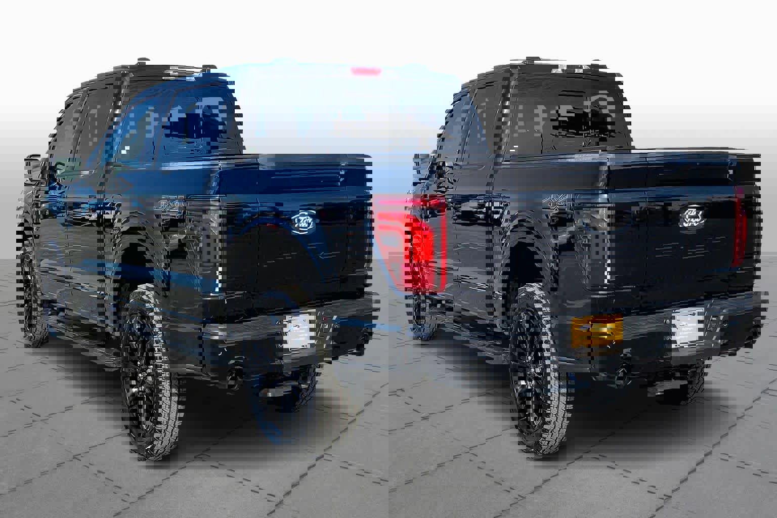 Certified 2024 Ford F150 Lariat w/ Equipment Group 502A High image 4