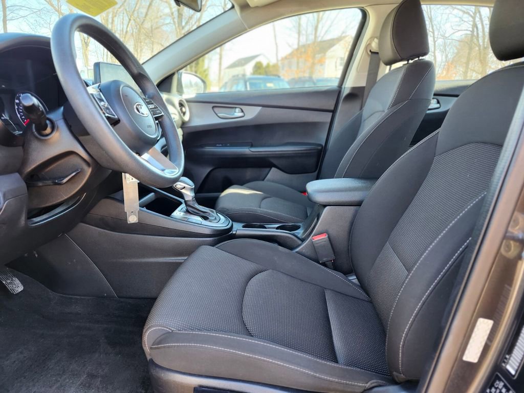 Used 2019 Kia Forte LXS image 18