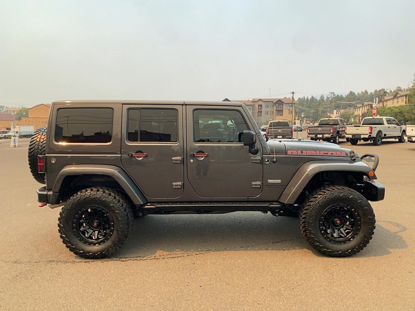 Used 2017 Jeep Wrangler Unlimited Rubicon AWD/4WD image 4