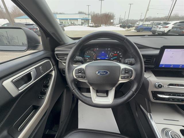 Certified 2023 Ford Explorer XLT w/ Equipment Group 202A AWD/4WD image 14
