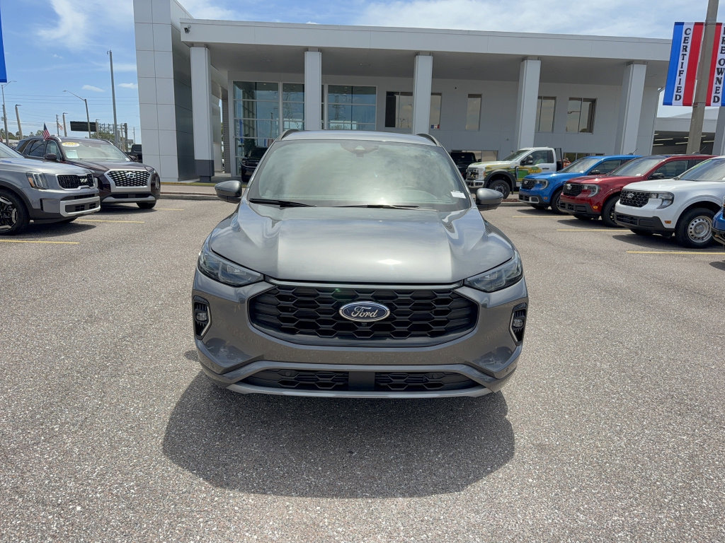 Certified 2023 Ford Escape ST-Line Elite image 6