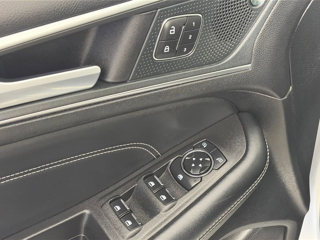 Certified 2024 Ford Edge Titanium image 24