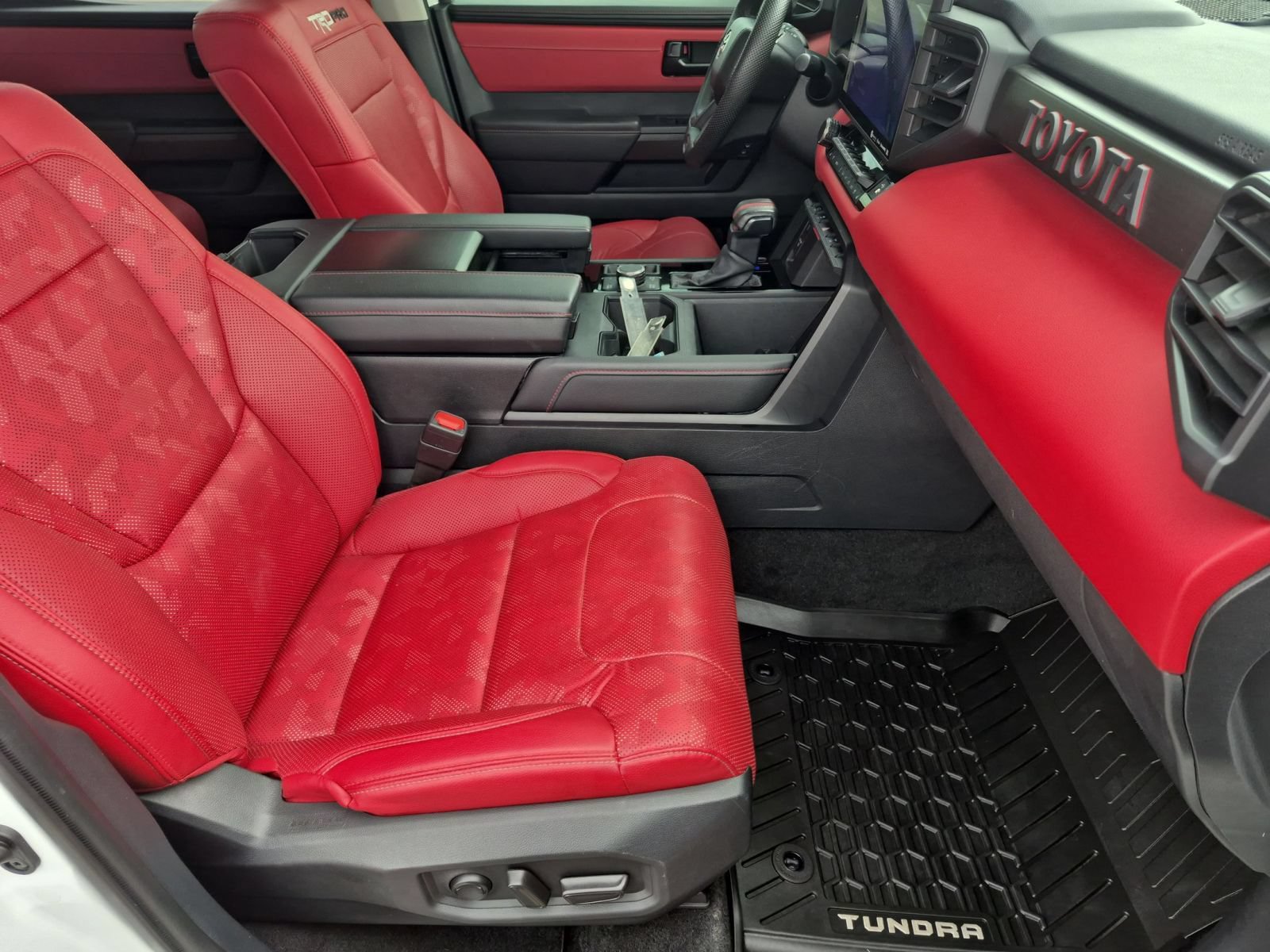 Used 2023 Toyota Tundra TRD Pro AWD/4WD image 32