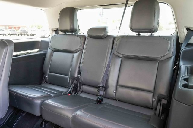 Certified 2025 Ford Expedition Active AWD/4WD image 22