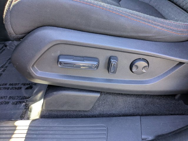 Used 2025 Honda Pilot Sport image 16