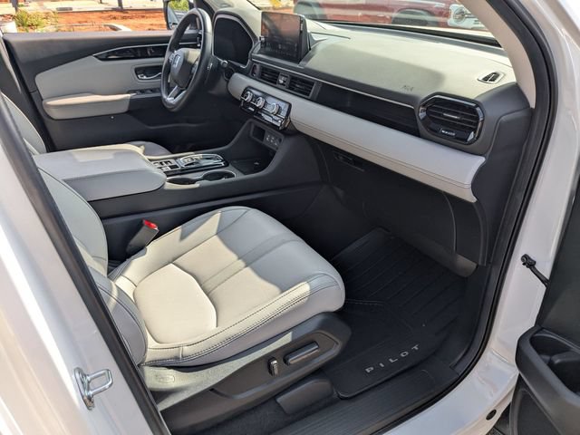 Used 2024 Honda Pilot Touring image 30