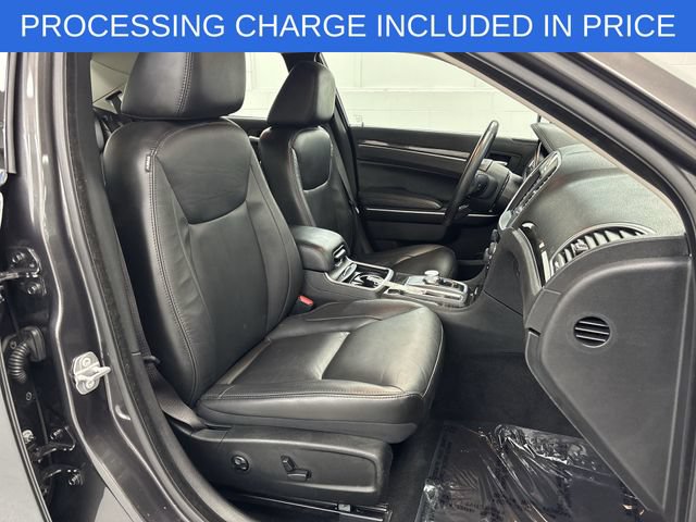 Used 2020 Chrysler 300 Touring L w/ Quick Order Package 2EF RWD image 14