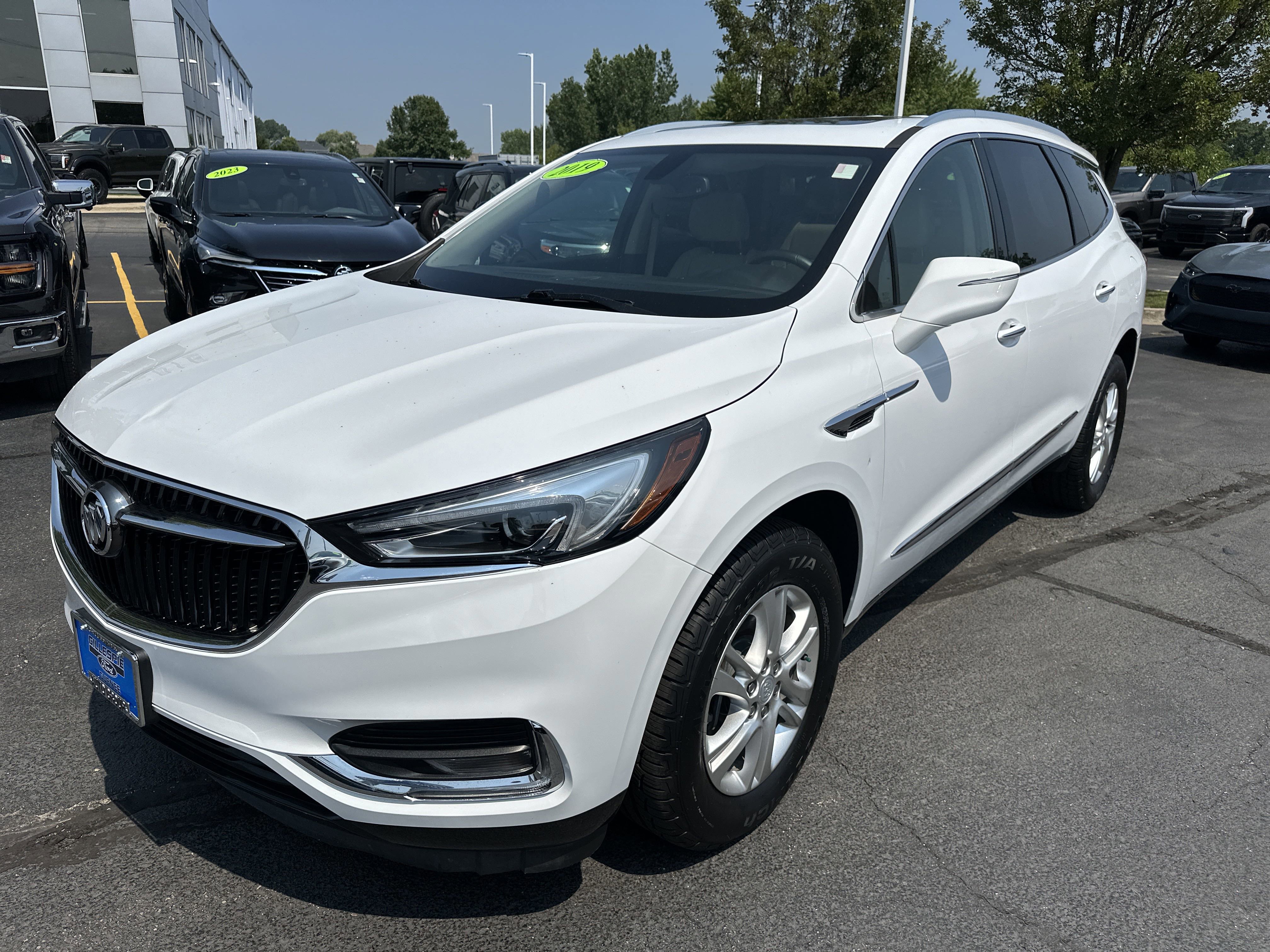 Used 2019 Buick Enclave Essence image 7