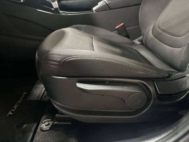 Used 2024 Hyundai Tucson SE FWD image 18