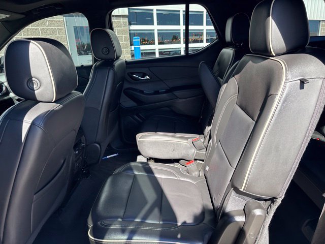 Used 2023 Chevrolet Traverse Premier AWD/4WD image 33