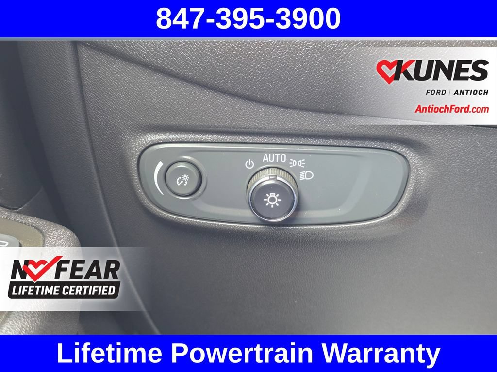 Used 2024 Chevrolet Equinox LT AWD/4WD image 39