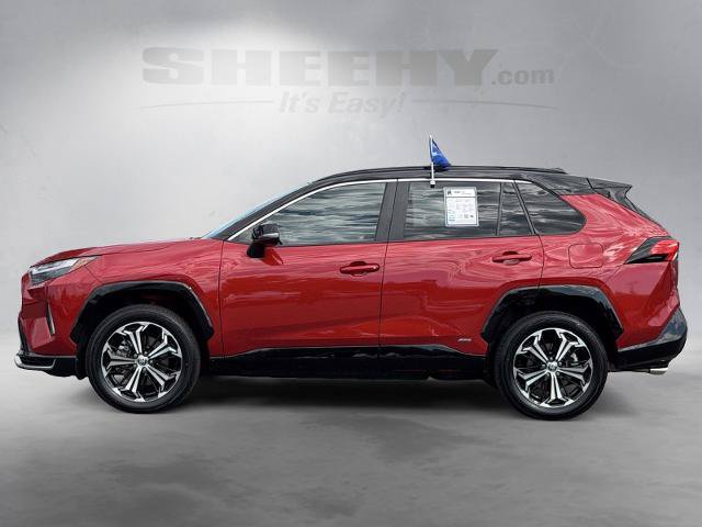 Used 2025 Toyota RAV4 XSE w/ Weather Package AWD/4WD image 16