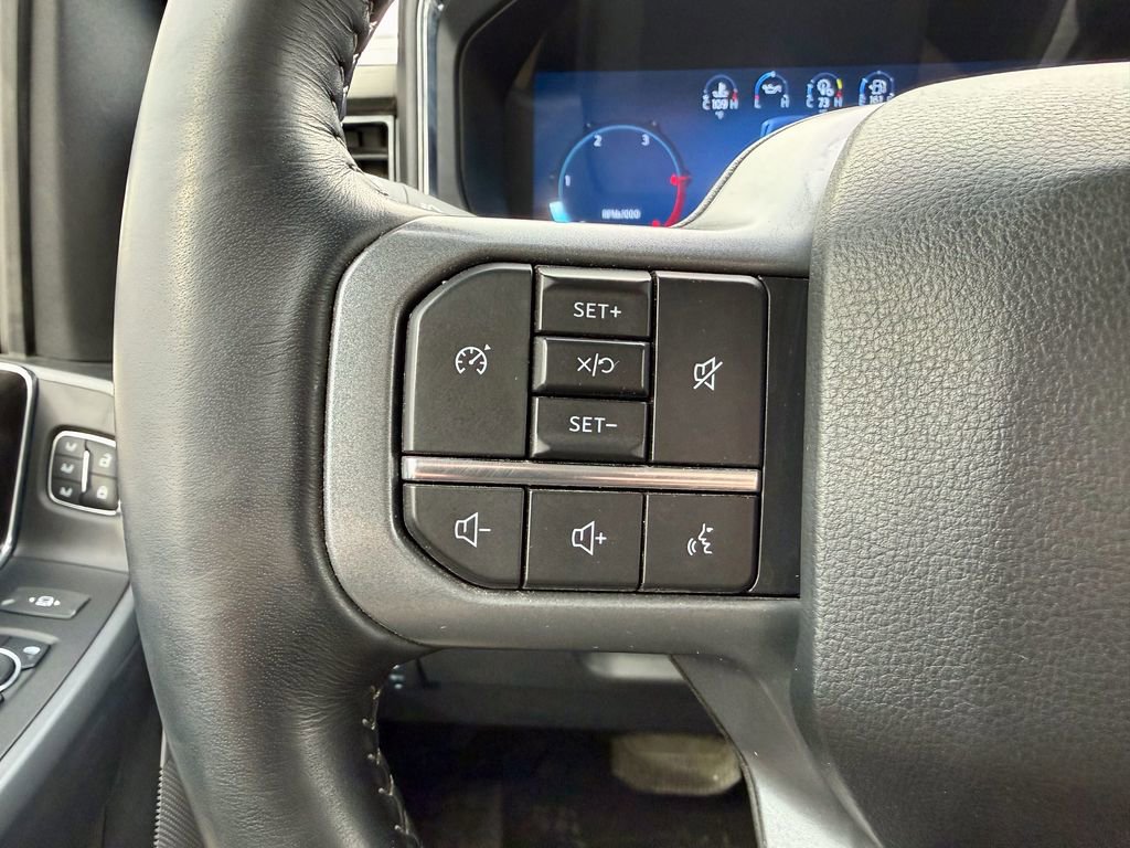 Certified 2023 Ford F350 Lariat w/ Chrome Package image 22