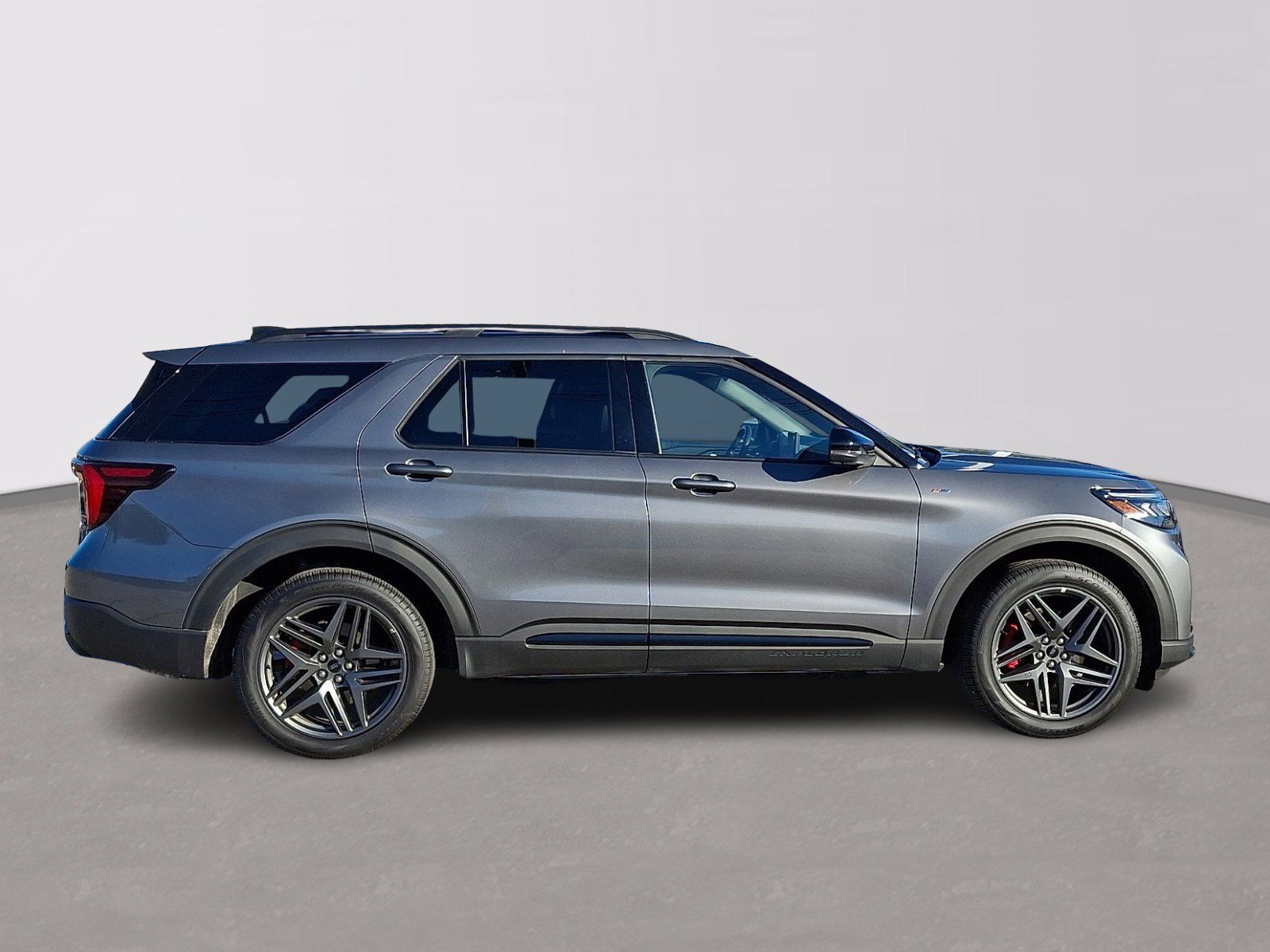 Certified 2025 Ford Explorer ST-Line w/ ST-Line Street Pack image 7