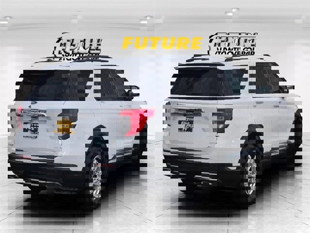 Certified 2023 Ford Explorer XLT w/ Equipment Group 202A image 4