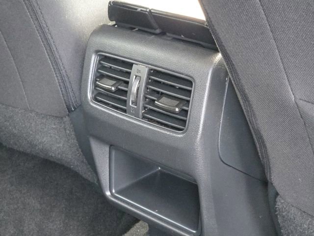 Used 2024 Nissan Rogue S AWD/4WD image 7